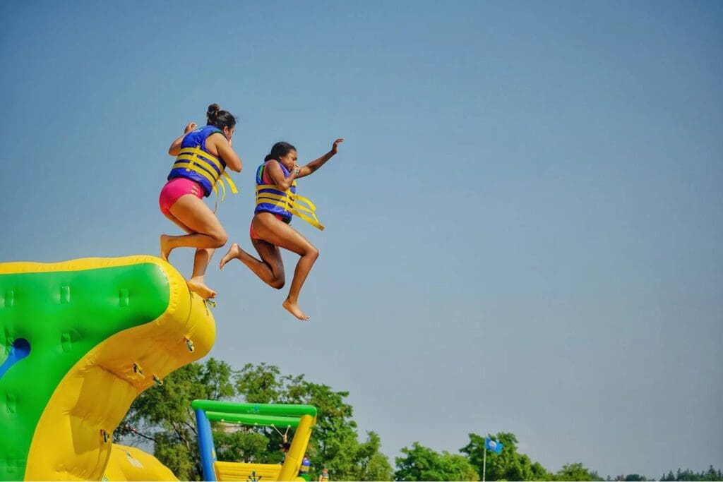 SplashON | Ontario Floating Water Park