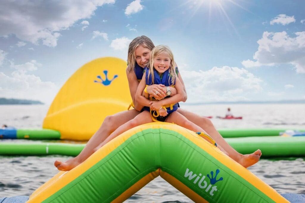 SplashON | Ontario Floating Water Park